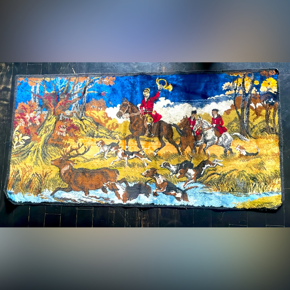 MCM wall tapestry - hunting scene